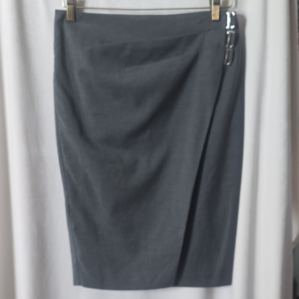 NWT DKNY Gray Solid Lined Buckle Pencil Skirt Knee Length Womens Size 4